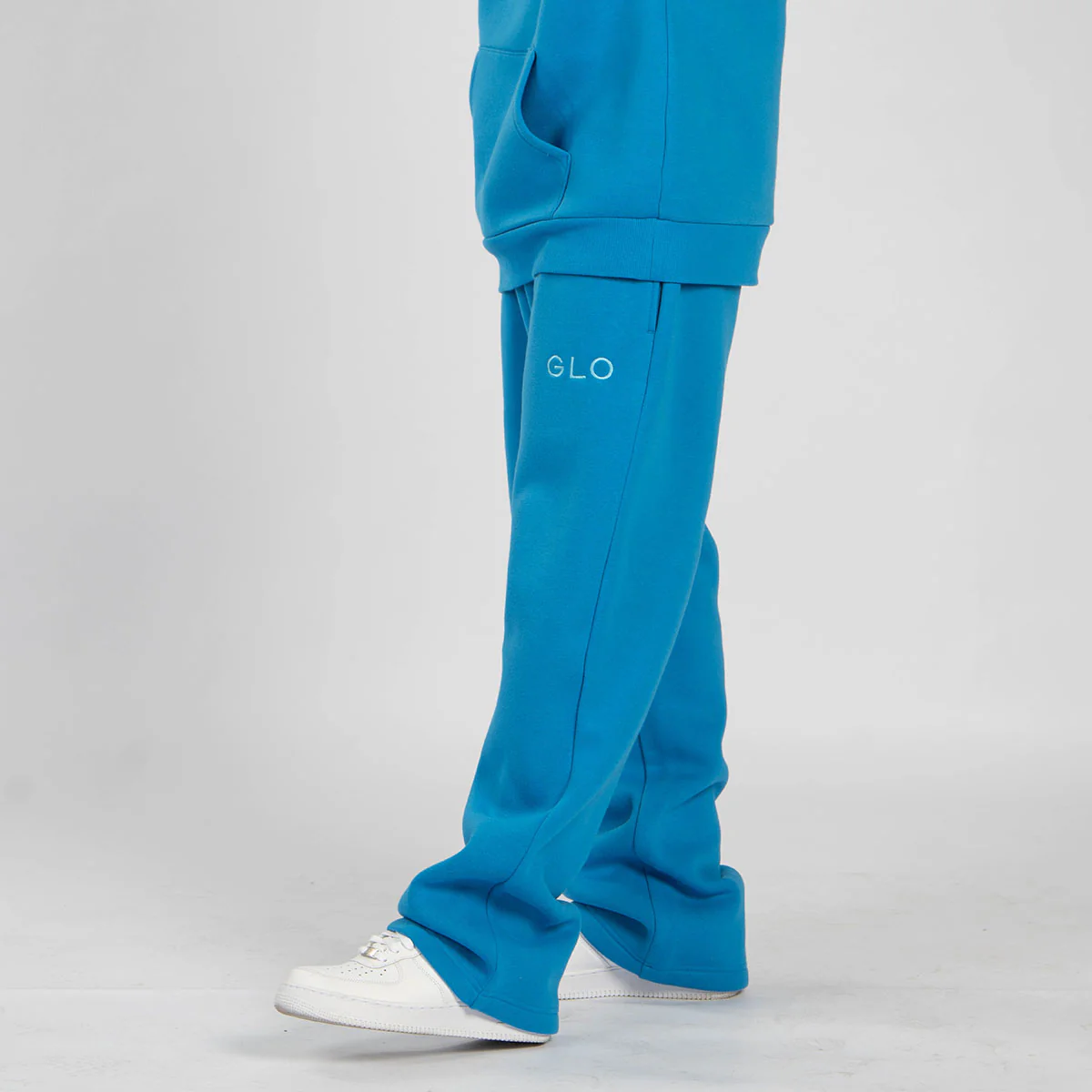 Kingdom Essential Sweatpants - Image 38