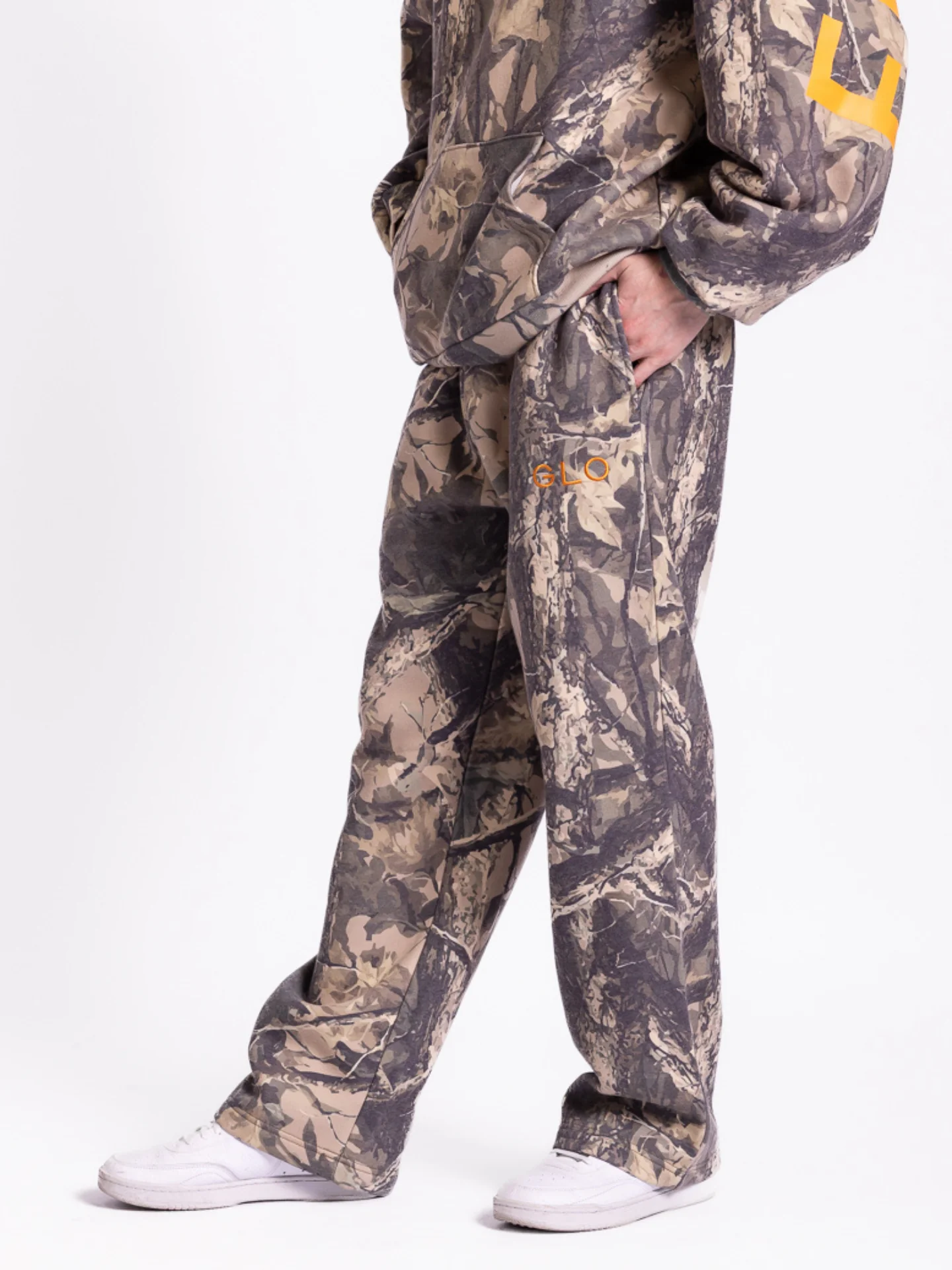 Kingdom Essential Sweatpants - Image 54