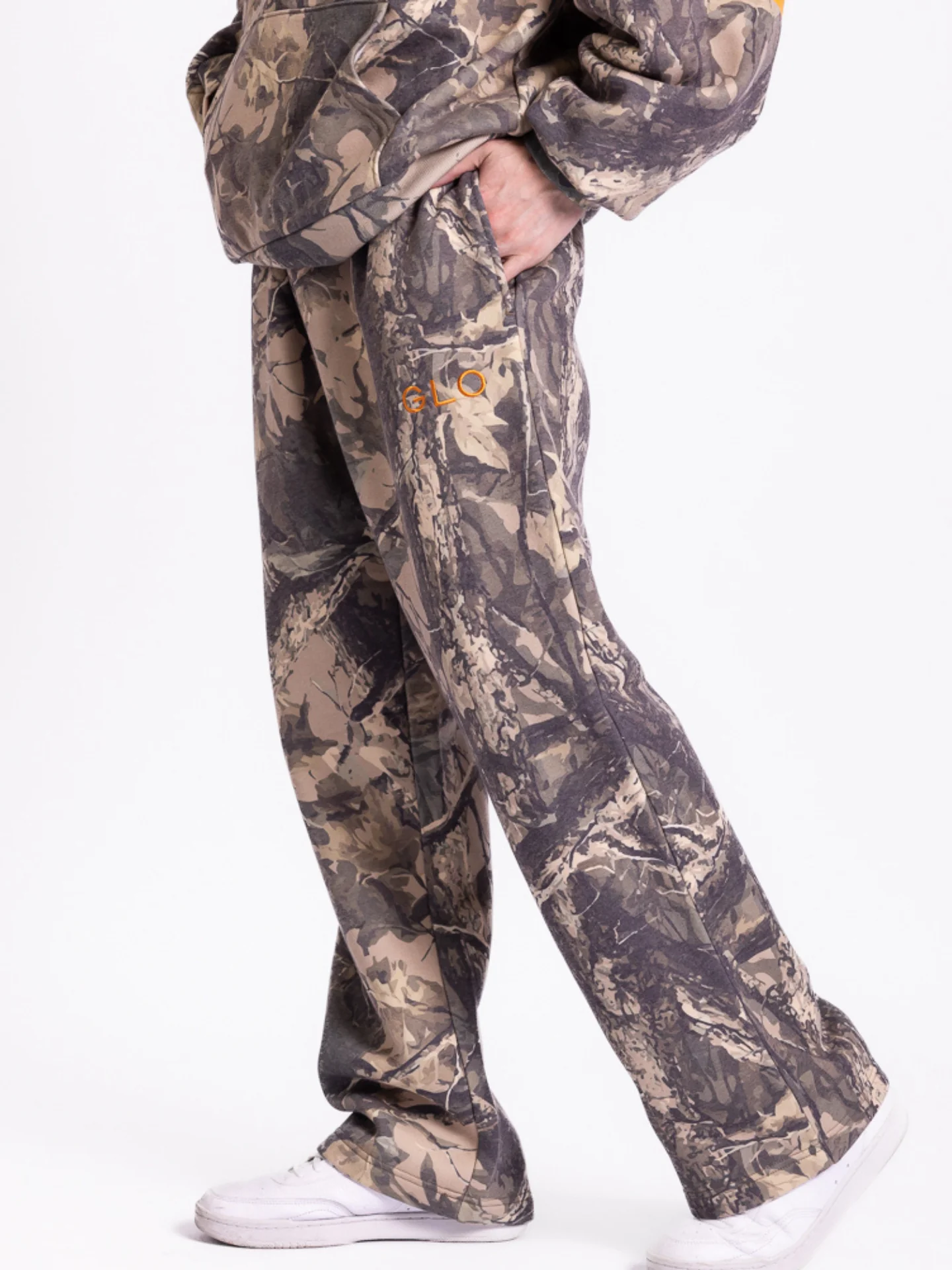Kingdom Essential Sweatpants - Image 52