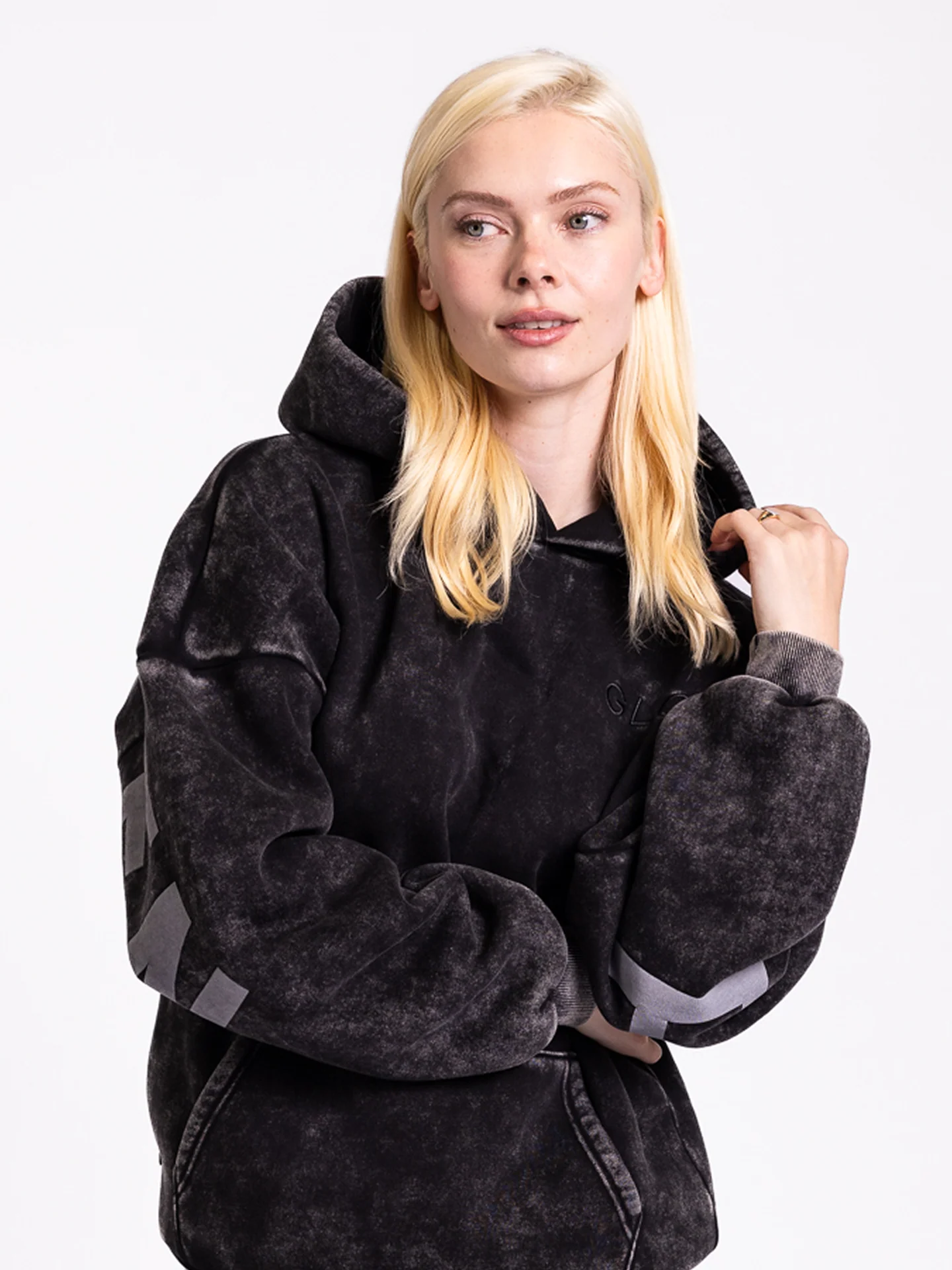 Kingdom Essential Snow Wash Hoodie - Image 3